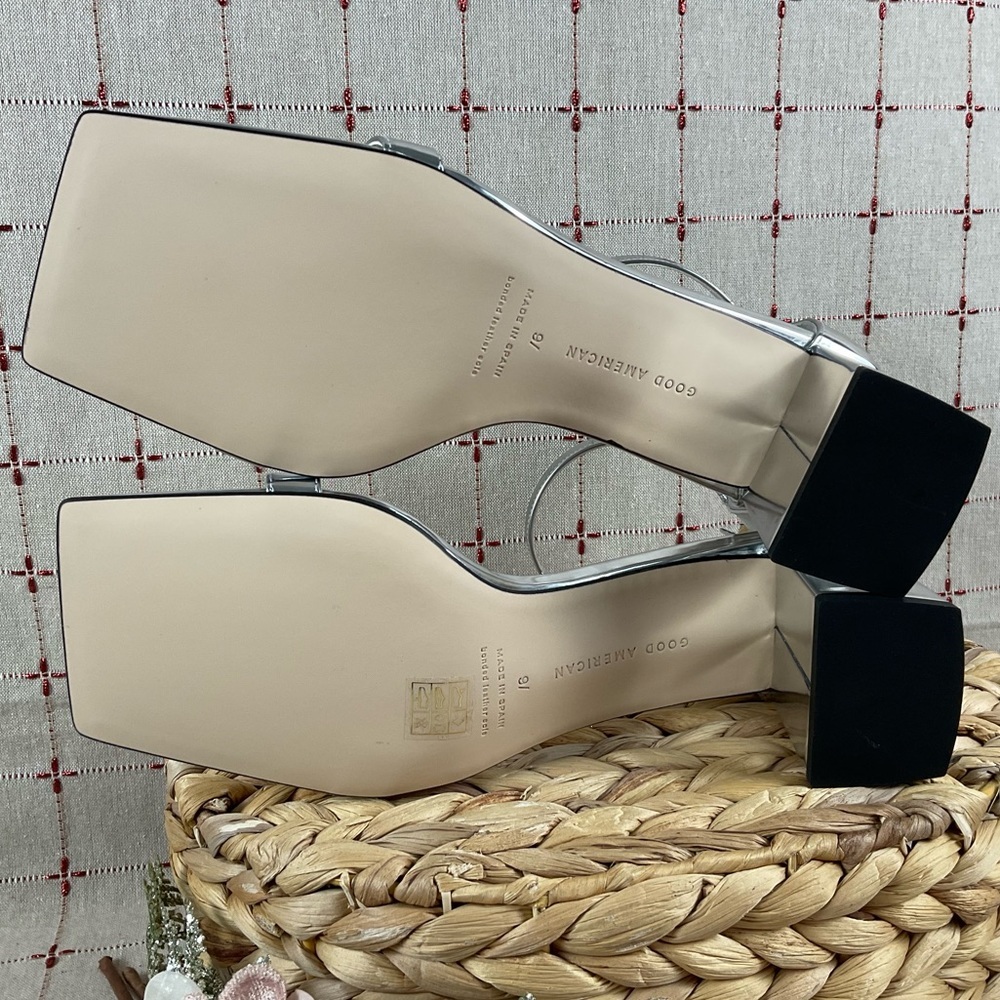 Good American Strappy Heeled Sandals Metallic Silver Ankle wrap Square Toe 9.5 - Picture 9 of 9